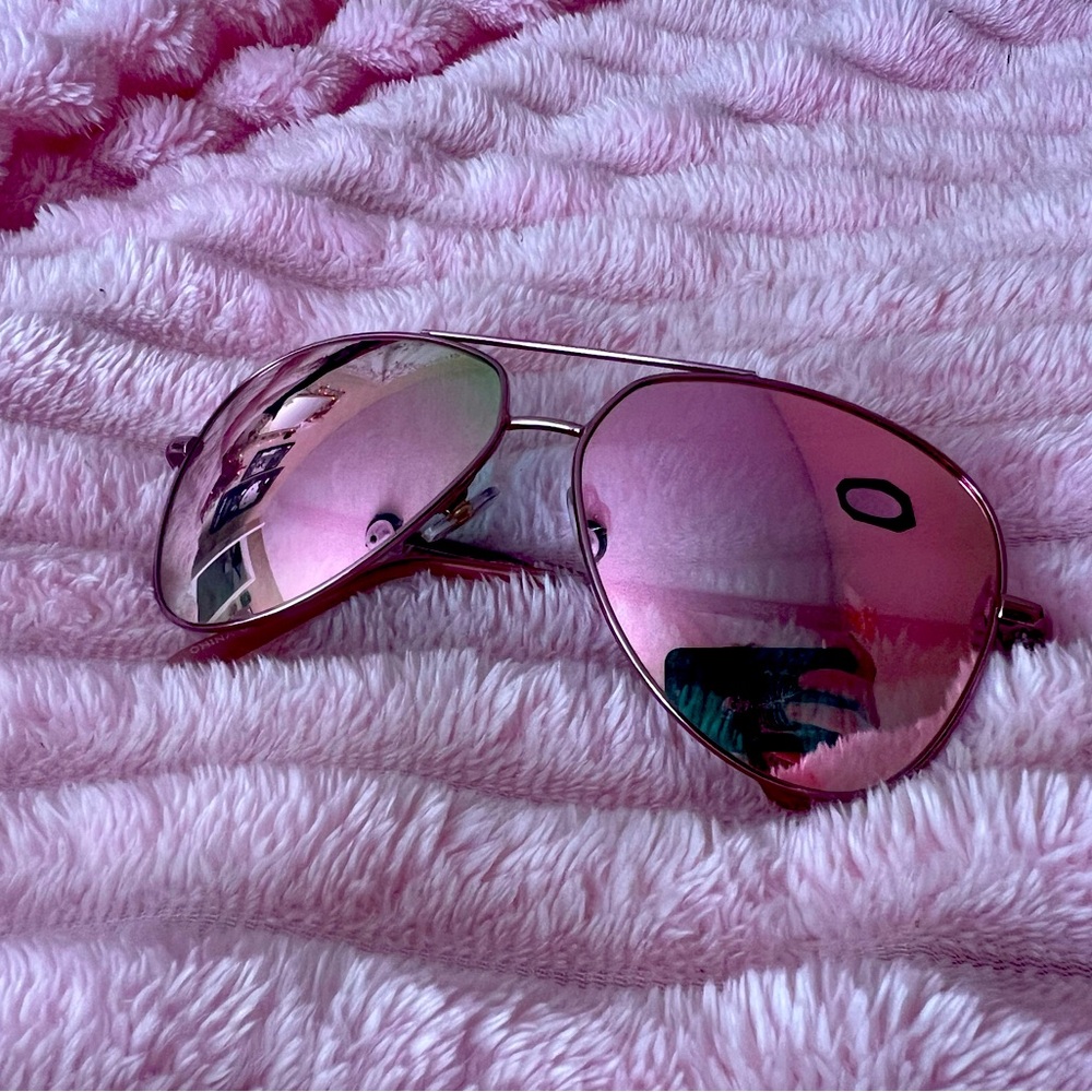 Sunglasses Bundle! - image 2